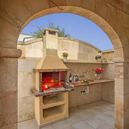 וילה Candela By